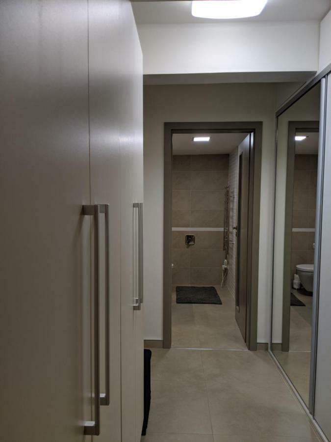 Ap10 - Apartments 4U Brezinova "Overnight Simply" Hradec Králové Esterno foto